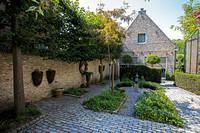 Atelier Herberg, tuin van Ria Lengton in Nisse, Zeeland